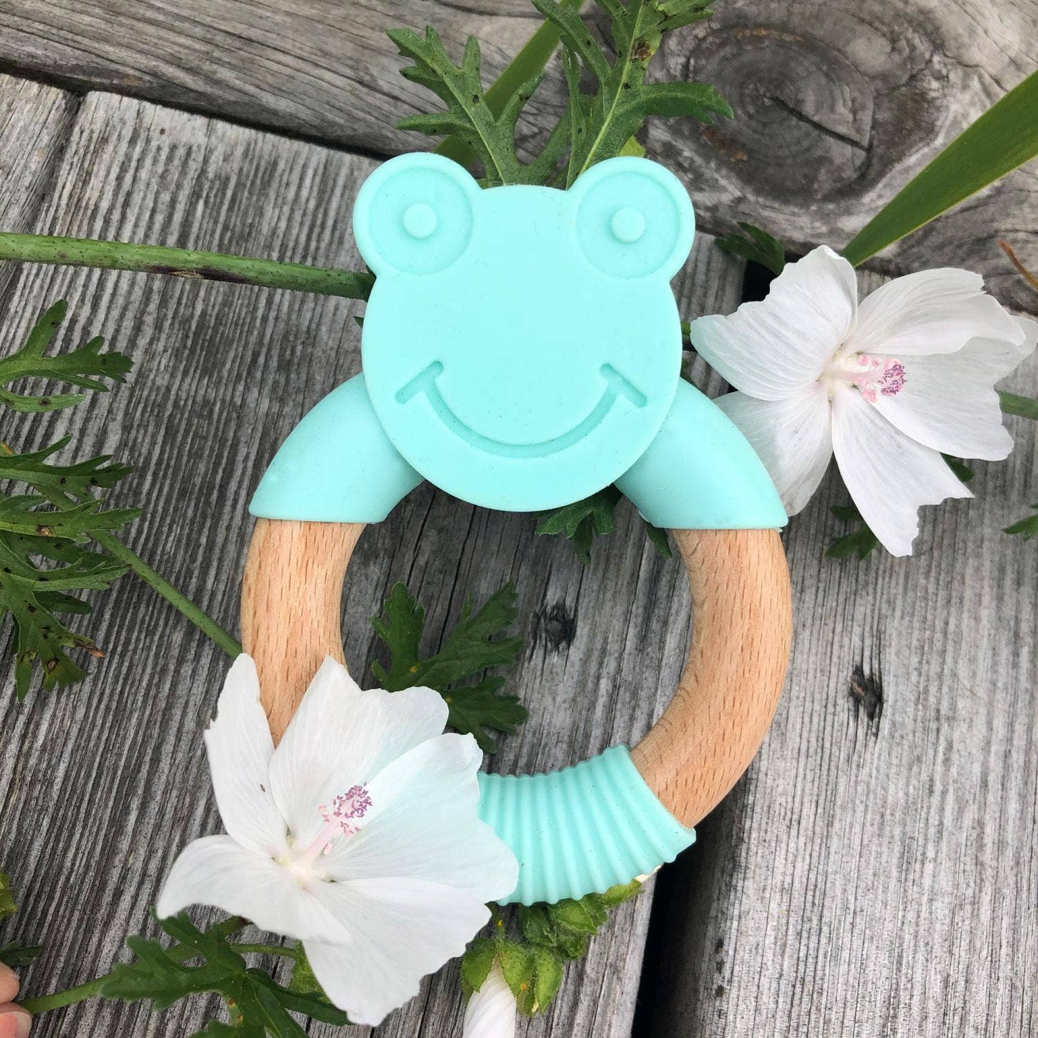 Rana per bambini in legno di silicone verde