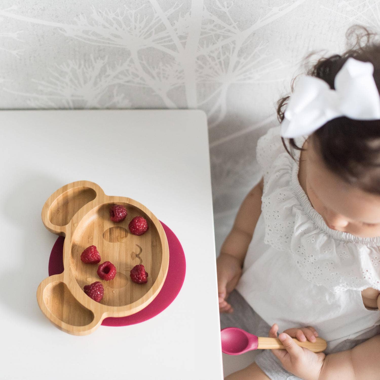 Mouse da tavola in bambù e silicone alimentare per bambini rosso